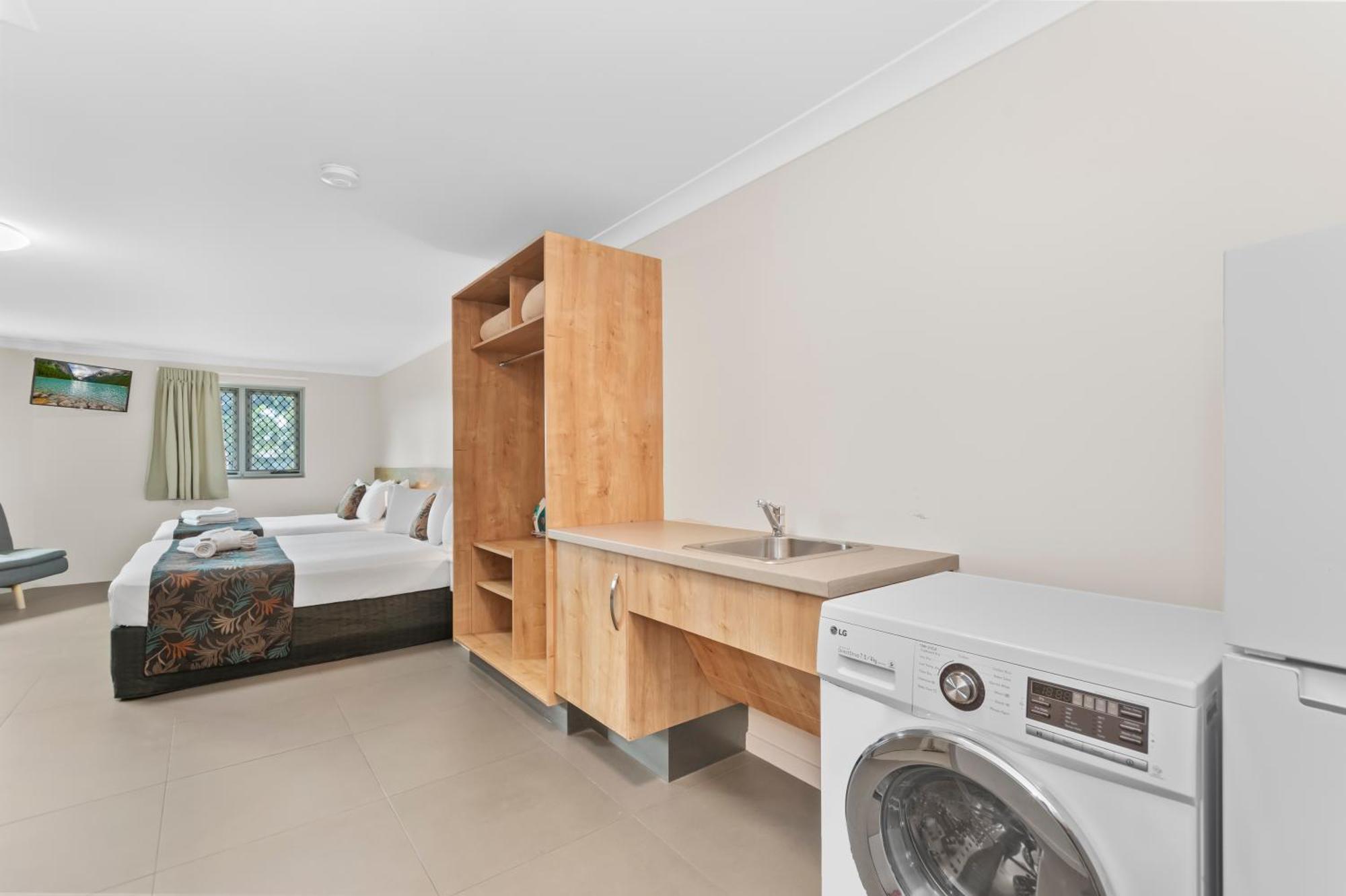 Castle Crest Motel Townsville Dış mekan fotoğraf