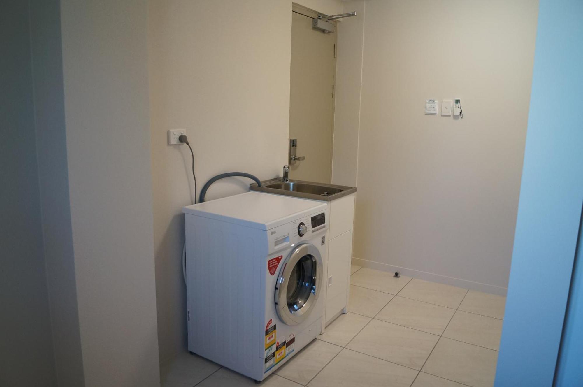 Castle Crest Motel Townsville Dış mekan fotoğraf