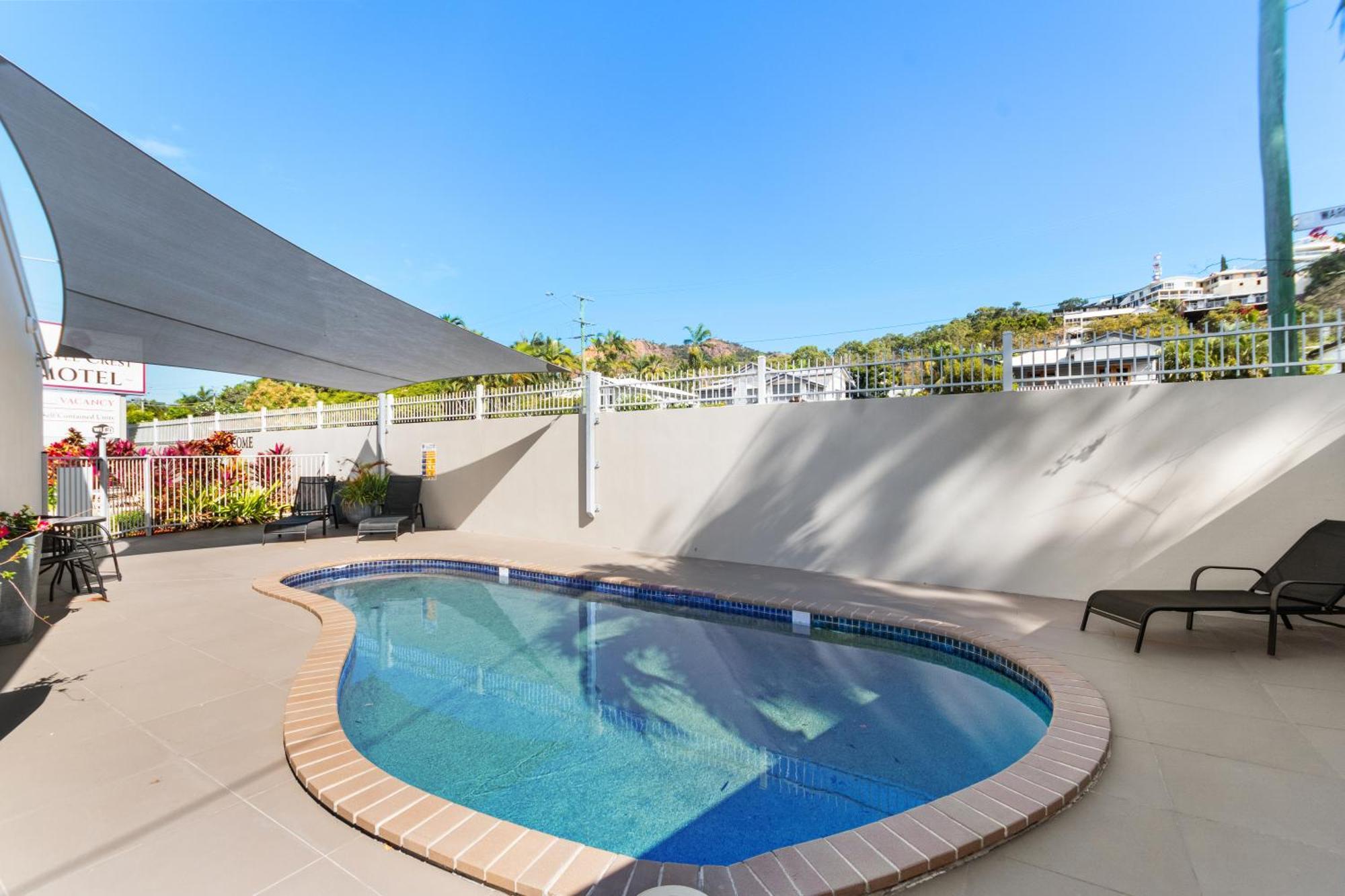 Castle Crest Motel Townsville Dış mekan fotoğraf