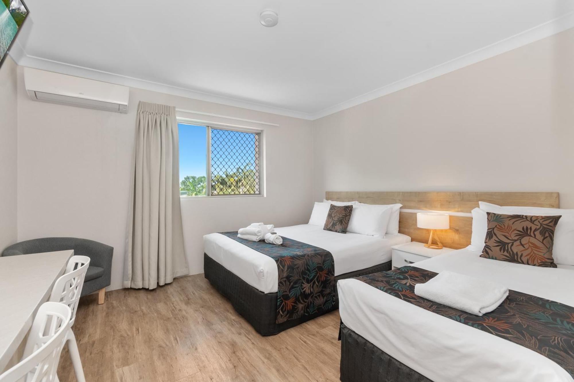 Castle Crest Motel Townsville Dış mekan fotoğraf