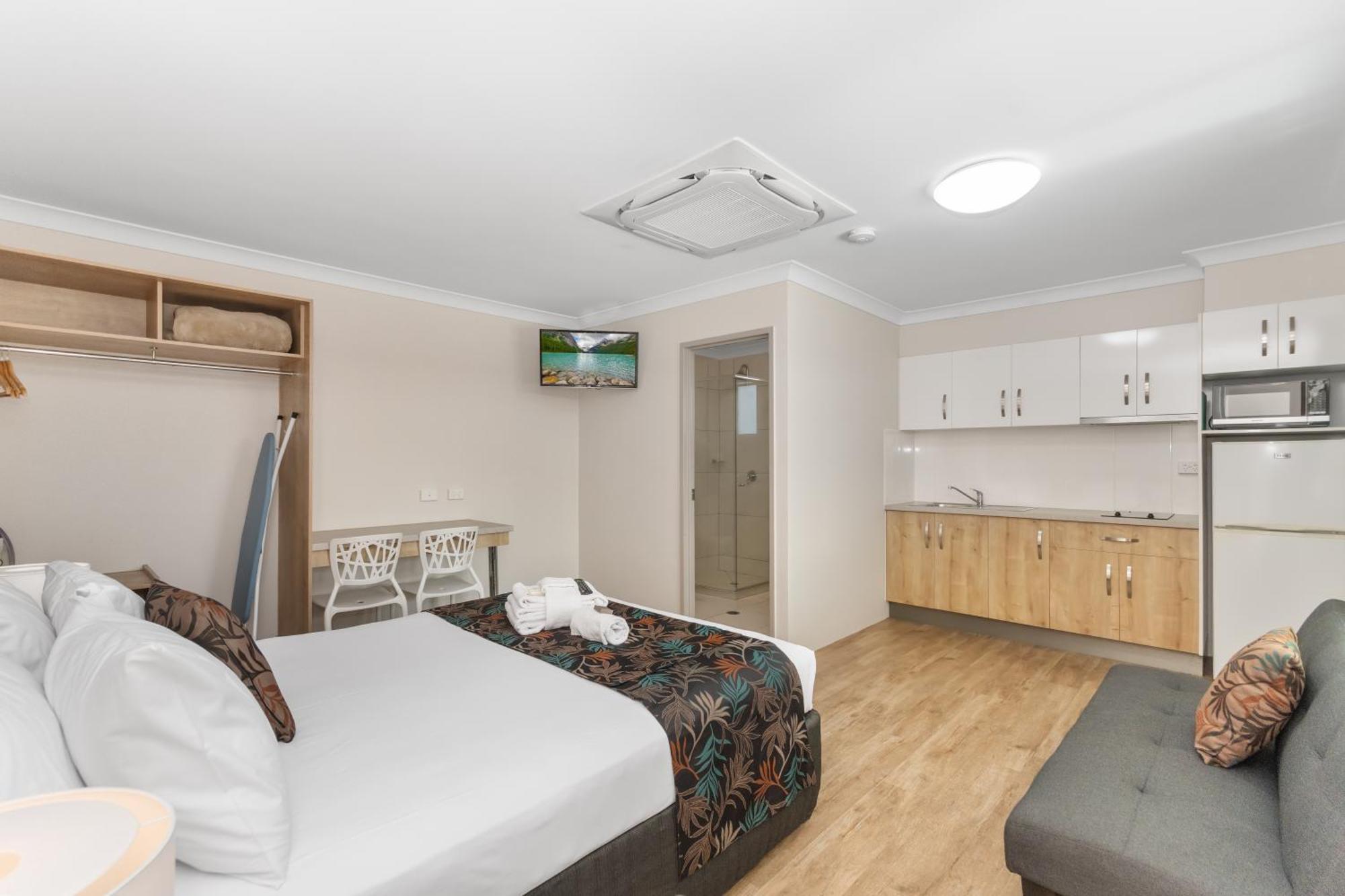 Castle Crest Motel Townsville Dış mekan fotoğraf