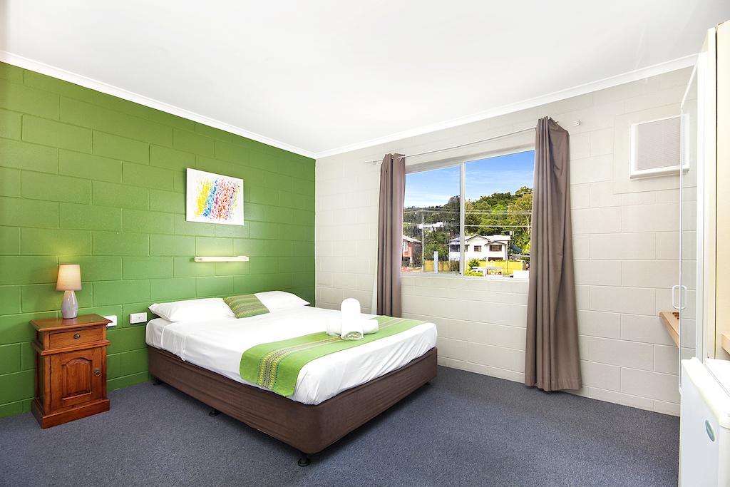 Castle Crest Motel Townsville Oda fotoğraf