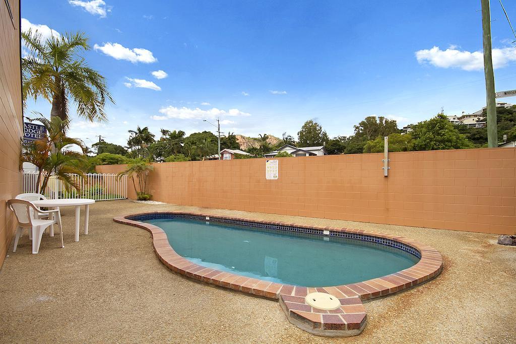 Castle Crest Motel Townsville Dış mekan fotoğraf